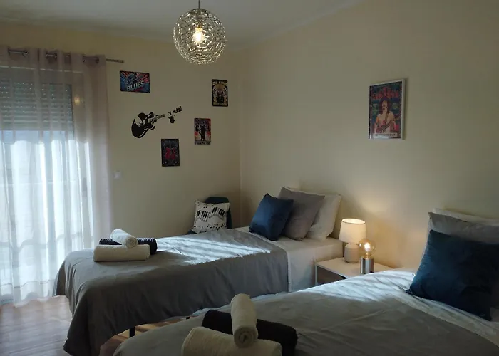 Groovy Ponta Delgada